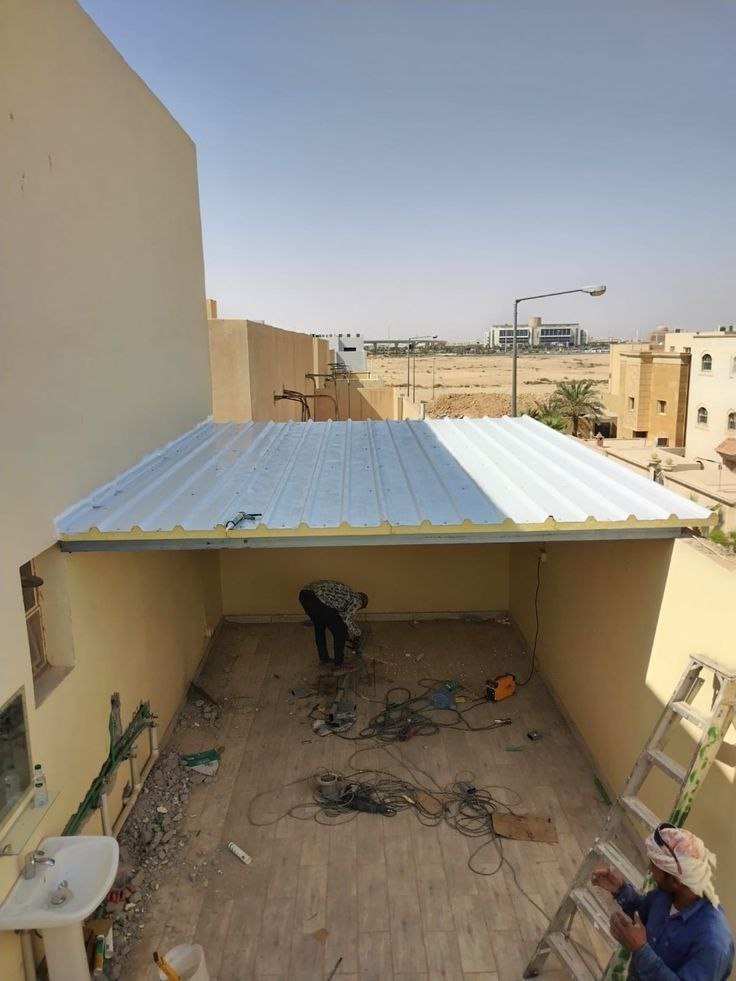 أسقف ساندوتش بانل