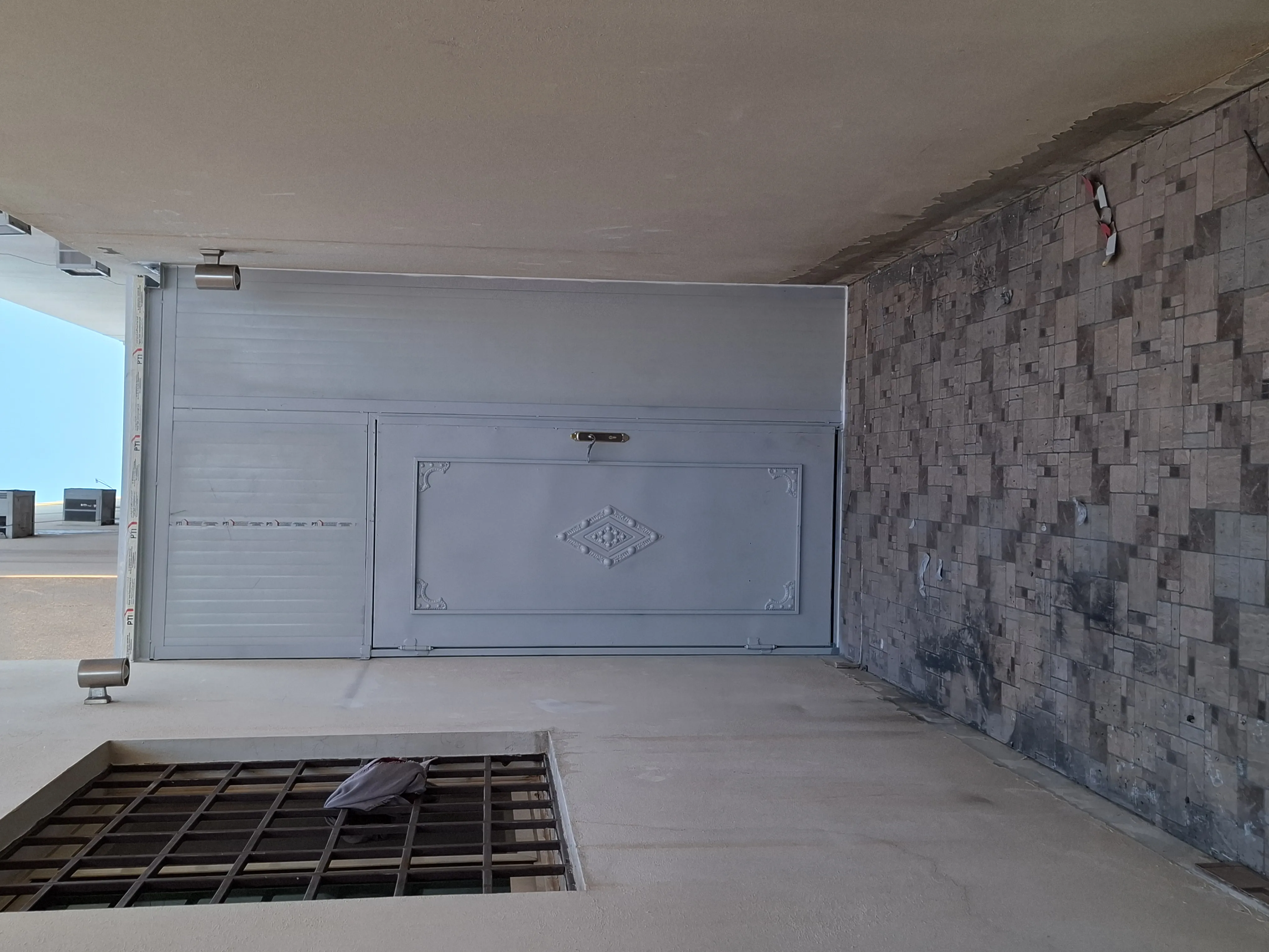 غرف سندوتش بانل