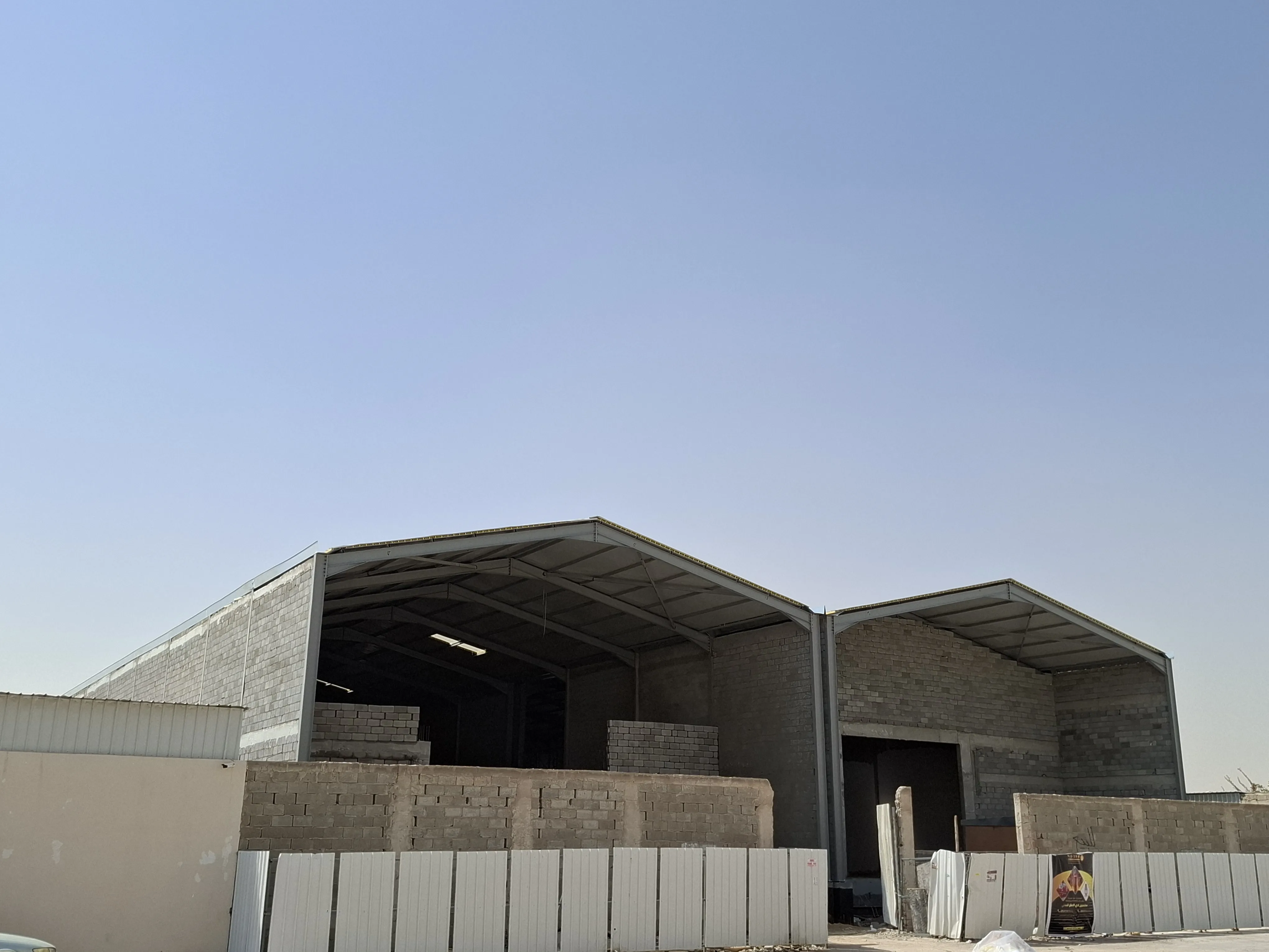 مستودعات وهناجر الرياض