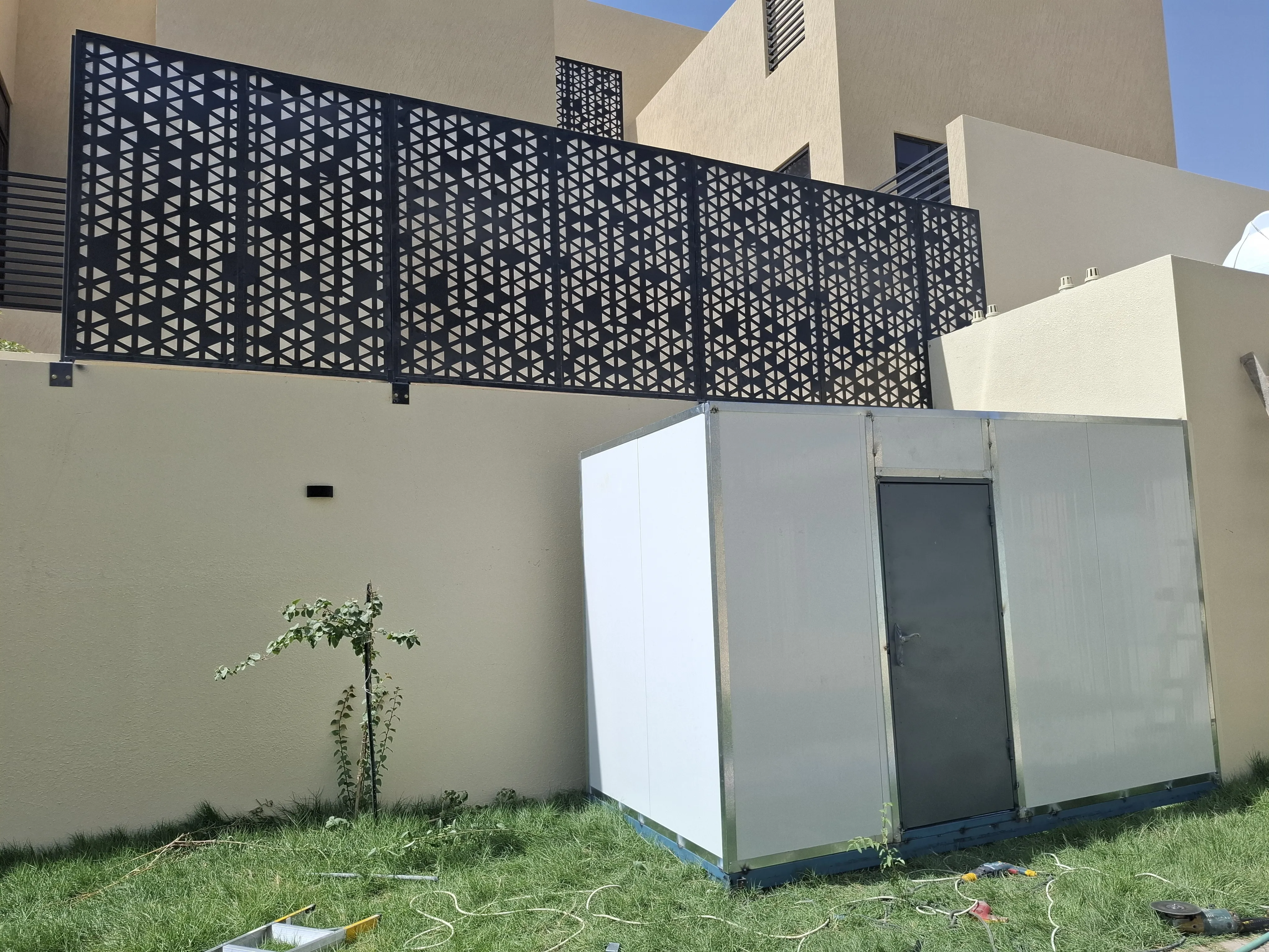 سواتر بأنواعها